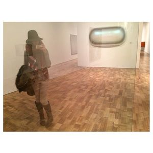 Meet your Posher, Ena